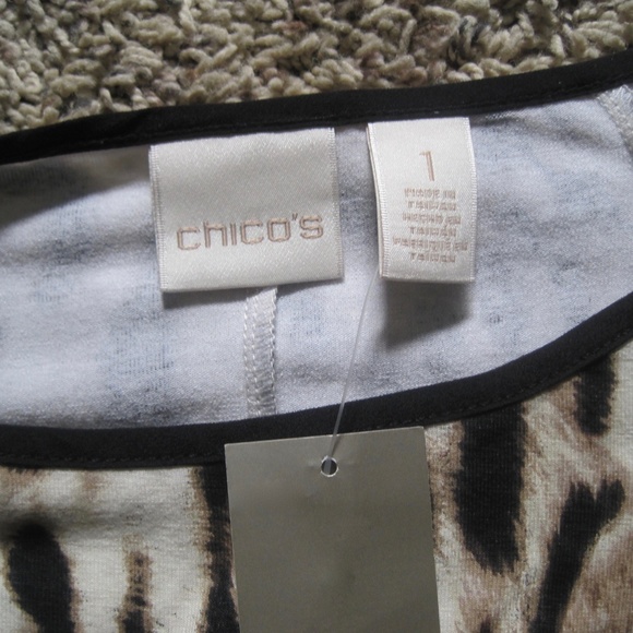CHICO'S ANIMAL PRINT TOP BNWT - Picture 5 of 7